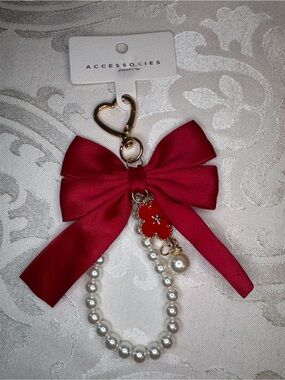 NWT Accessories Red Bow Pearl Charm Keychain bag charm